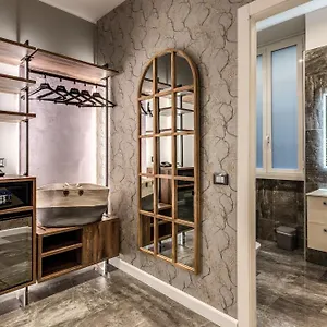 https://apollo-boutique-hotel.it-romehotels.com